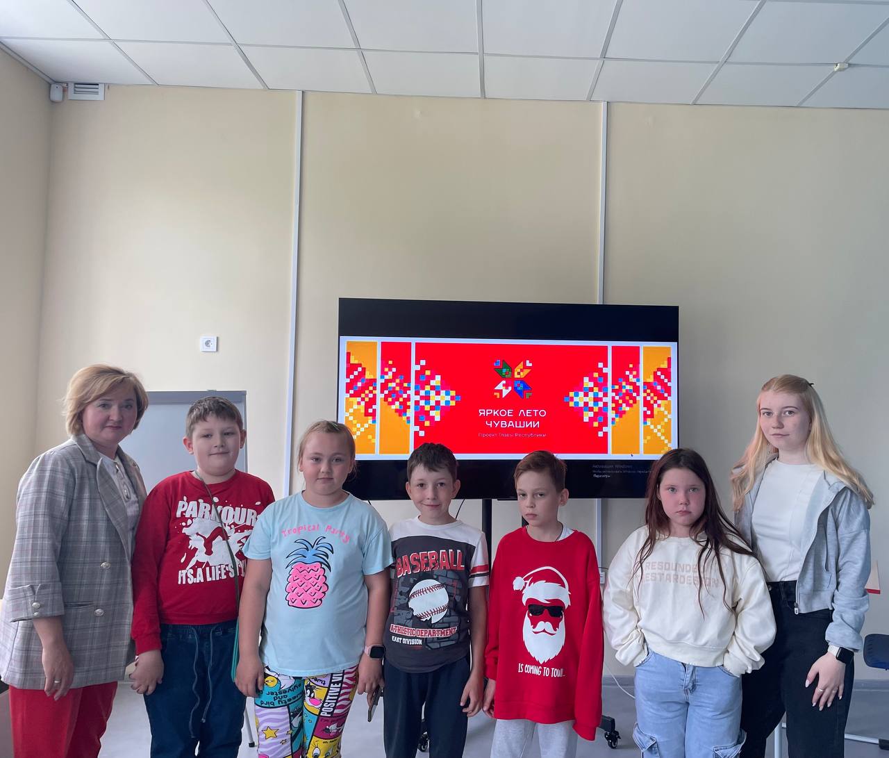 Второй день второй смены — мультфильмы, коллажи и творческое вдохновение! 🎬🎨