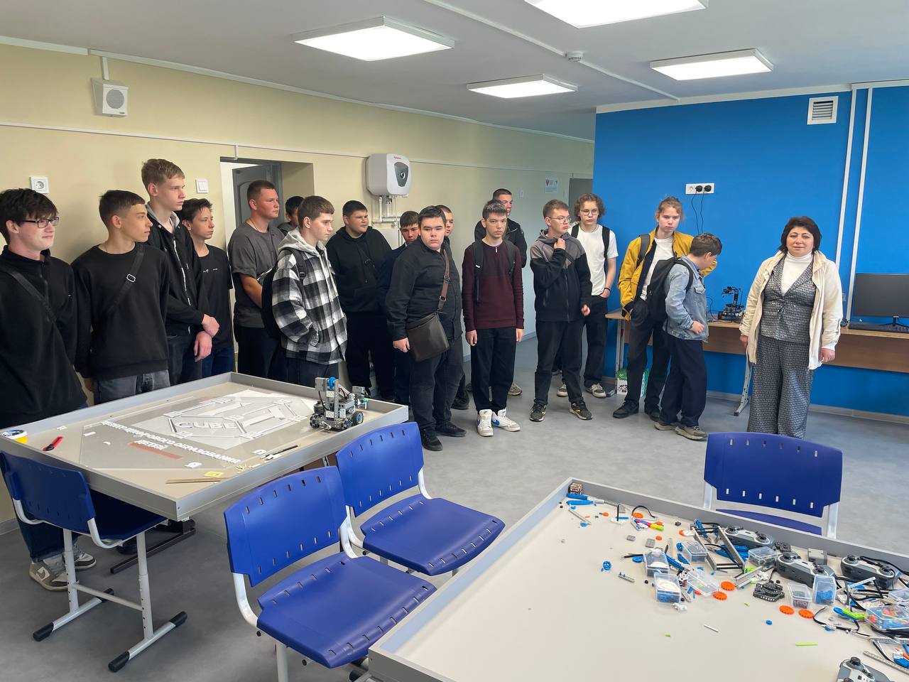 Экскурсия для студентов Шумерлинского политехнического техникума в ЦЦОД «IT-Куб.Шумерля»