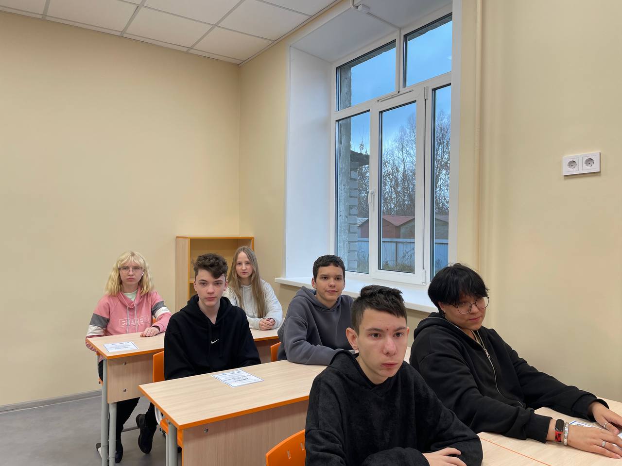 Сегодня в ЦЦОД «IT-Куб.Шумерля» участники под руководством Коленко.В.В продолжили погружение в важную тему — безопасное общение в сети интернет.
