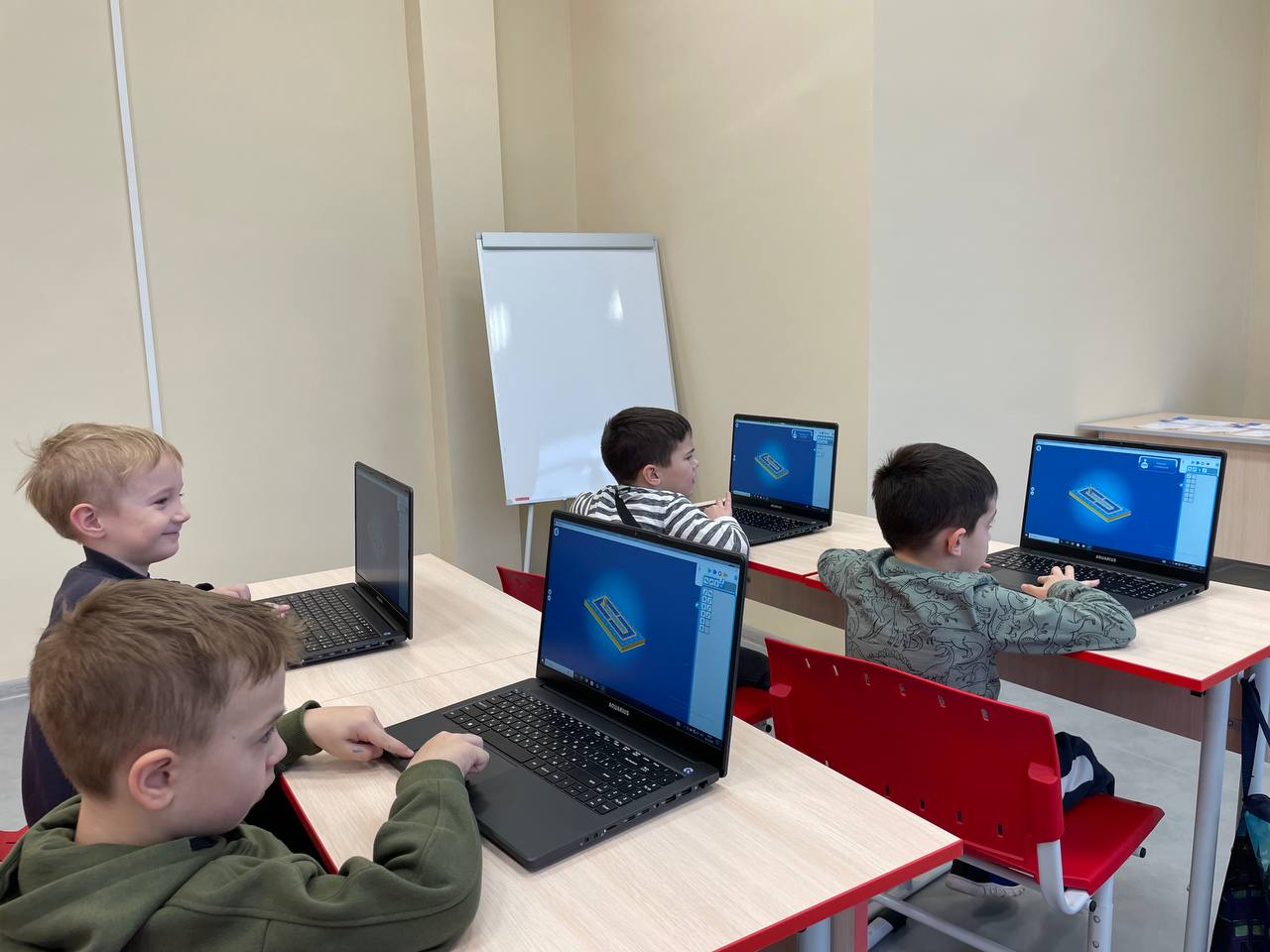 В «IT-Куб. Шумерля» прошло увлекательное занятие по направлению «Основы алгоритмики»!
